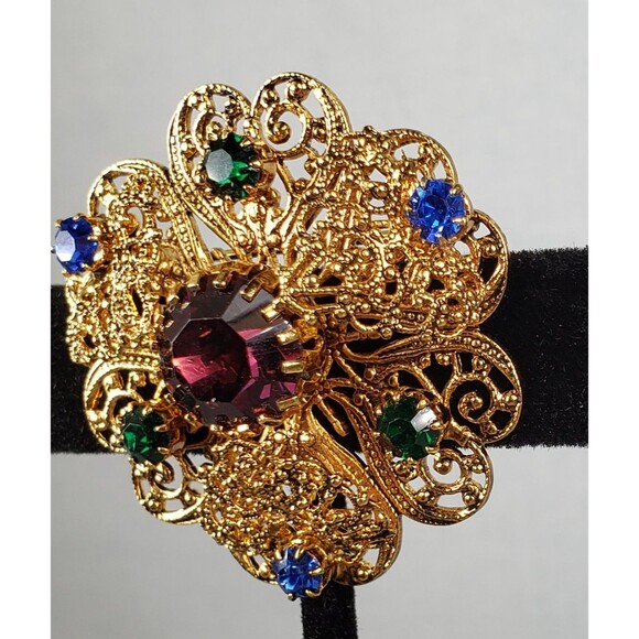 Czechoslovakia (CZECH) Gold Tone Filigree Glass Red, Green & Blue Stones Brooch - Picture 6 of 16